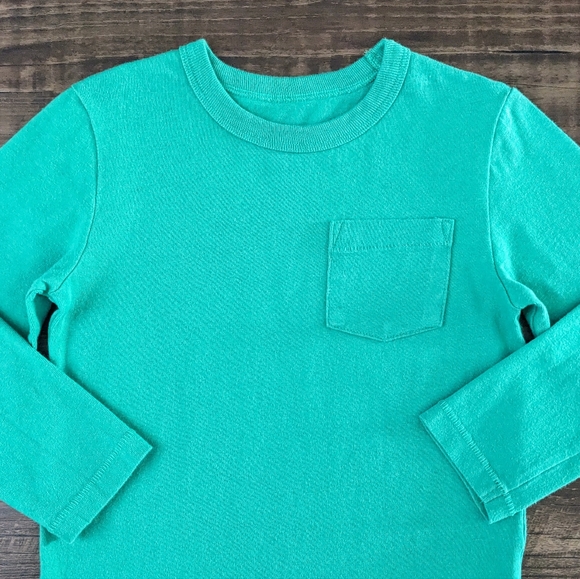 Gap Green Tee Shirt - Picture 2 of 16